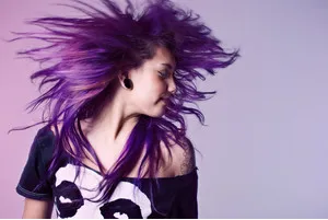 culoarea părului violet modul de a face clipuri video mov păr și fotografii - Ziua femeii