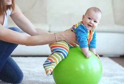 Fitball csecsemőknek felnőni egészséges és erős