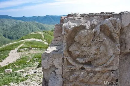 Gelendzhik Mountain séta a várat a film The Storm kapu