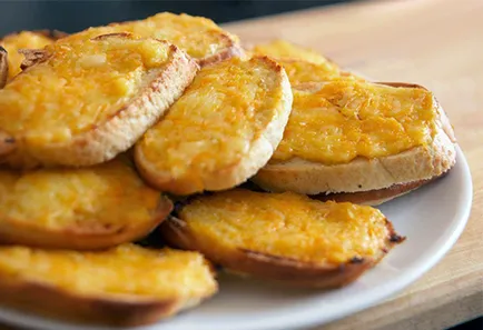 Rarebit a recept egy serpenyőben