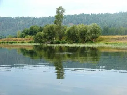 Június nyaralás mellett a turisztikai központ „tölgyek” (2013)