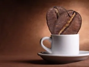 Pirozis de la cafea, ceai și cacao - cauze si tratament