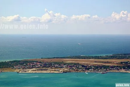 Hogyan lehet eljutni Gelendzhik egy vonat, egy síkban