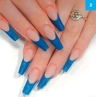 Nail Design în stil grecesc pentru unghii pătrate