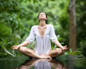 Hogyan helyesen lélegezni, megmutatjuk a 4 egyszerű gyakorlatok a jógi