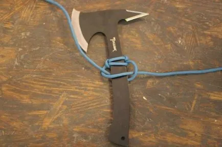 Cum de a face un mâner pentru cuțit turistic sau un topor cu mâinile