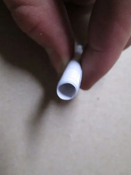 Hogyan készítsünk egy gyorsítótár ceruza saját kezűleg