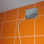 Cum se instalează ventilatorul în baie