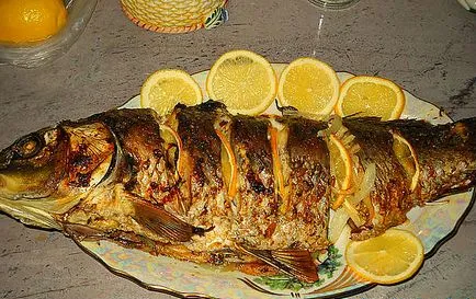 Carp sült citrommal, recept, kanállal povaroshka receptek és ételek