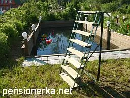 Ladder с ръцете си за спускане в езерото вода градина, проектиране на метода на компютър
