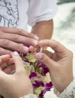 Ceremonia de nuntă simbolică europeană în Koh Chang, prosiam