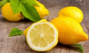 Lemon növeli vagy csökkenti a nyomást kifejtő citrom magas és alacsony nyomású