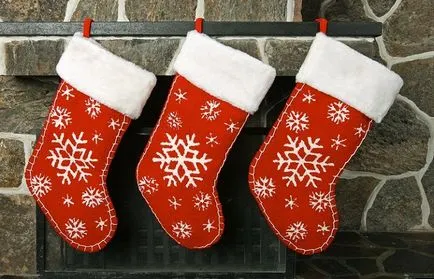 ciorap de Crăciun, cu mâinile din pâslă sau material textil
