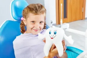 Emlékeztető, hogy a szülők hogyan kell megszervezni az első látogatása a fogorvoshoz, Goose - Lipetsk Város Gyermek