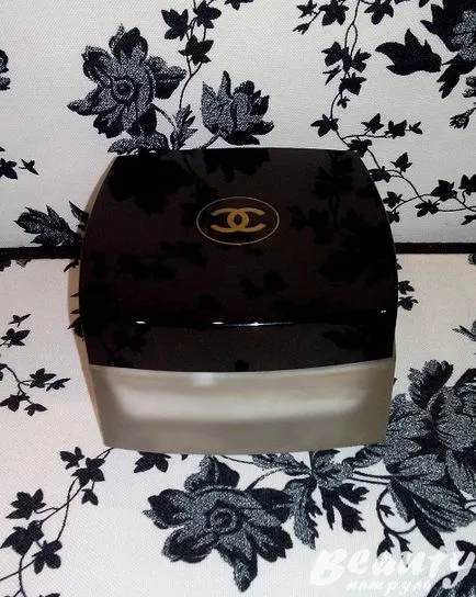 Преглед на парфюмиран крем за тяло Chanel №5
