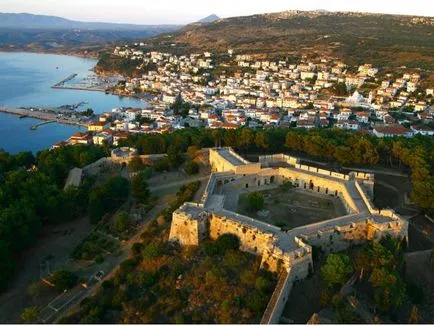 Pylos - Peloponez, Grecia, concediu în fotografii Pylos, videoclipuri