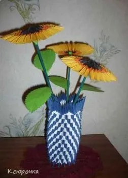 Napraforgó vázában