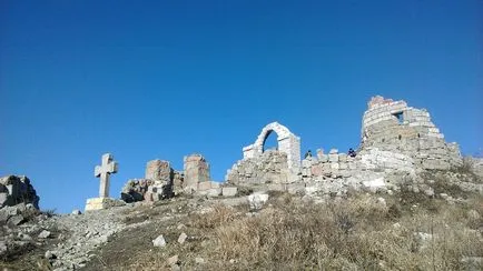 Екскурзия до замъка, където е заснет филма буря порта