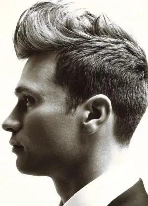 tineret hairstyle de sex masculin, elegant, fotografie