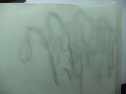 Desenați ghiocei în acuarelă