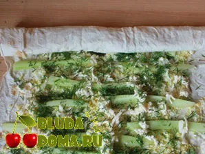 Tekercset lavash krémsajttal, uborka és zöldek, tekercsek recept Lavash sajttal