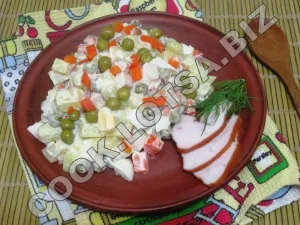 Salata cu carne de pui afumat - delicioase acasă-pas fotografii reteta