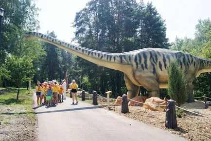 Guvernatorul și primarul a prezentat astăzi expoziția Dinopark - site-ul autorităților locale g