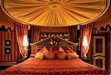 Fantastically dormitor frumos, în stil arab (o mulțime de poze)