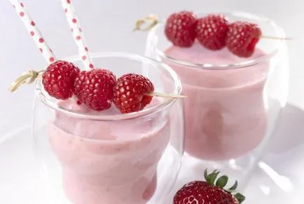 Berry reteta smoothie pas cu pas, cu fotografii