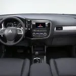 Compara sporteydzh Kia și Mitsubishi Outlander video de 2016 fotografie