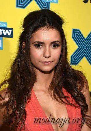 Stílus Nina Dobrev