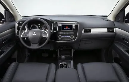 Összehasonlítás sporteydzh Kia és Mitsubishi Outlander 2016 fotó videó