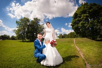 Esküvői fotózás a parkban Kolomenskoye - fotó egy esküvői fotós