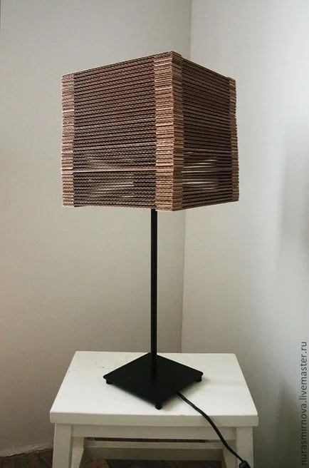 Лампа, изработена от картон - Справедливи Masters - ръчна изработка, ръчно изработени