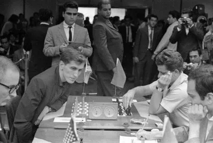 Triumph és tragédiája Bobby Fischer, miért jó sakkozó Amerikában és tartják egy pszichopata