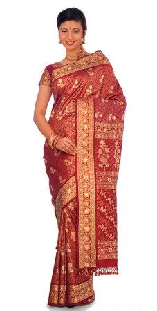 Saris indian - „simbol“ rochie de femei orientale