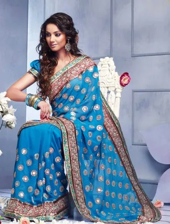 Saris indian - „simbol“ rochie de femei orientale