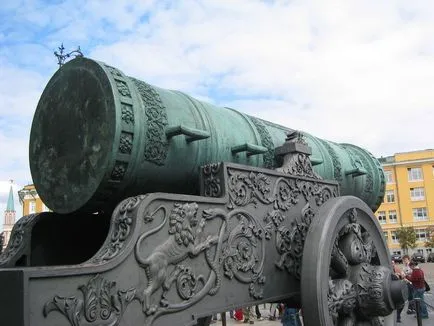 История Цар Cannon (17 снимки)