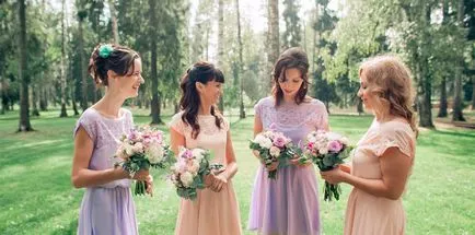 Rochie de cod la nunta, în ce stil de a purta la nuntasii, codul vestimentar separat pentru prietenele