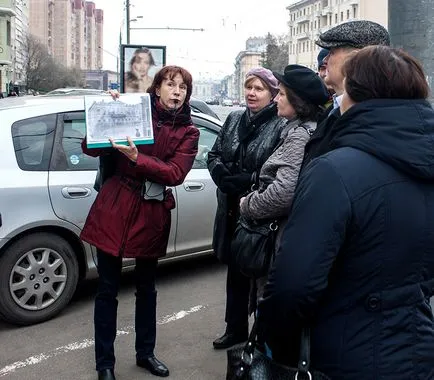 Cum să vină și să facă o excursie în jurul valorii de Moscova