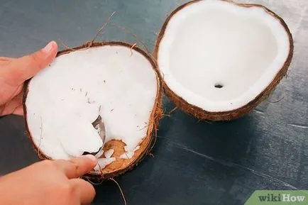 Cum se curata o coajă de nucă de cocos
