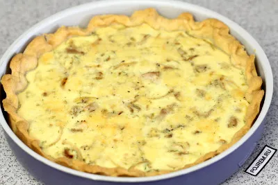 Quiche csirke - lépésről lépésre recept, hogyan kell főzni fotókkal