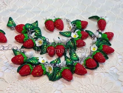 Разположен на орнаменти, изработени от пластмаса с плодове и цветя, ягоди, магистър - клас със снимки, стъпка по стъпка