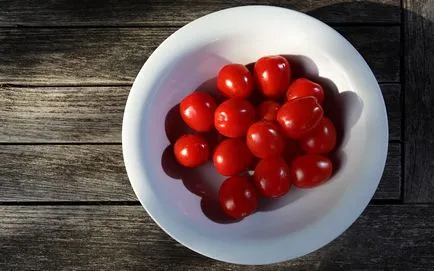 rosii cherry conserve pentru iarna și la masa