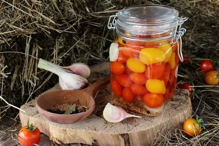 rosii cherry conserve pentru iarna și la masa