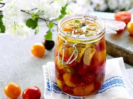 rosii cherry conserve pentru iarna și la masa