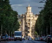 A márciusi rubel gyengülése a dollár fog kerülni 65 újra, pénzügyi és befektetési