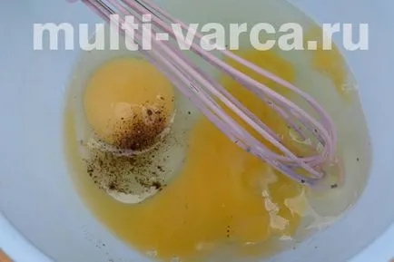 Бъркани яйца, без мляко в multivarka, испански Омлет
