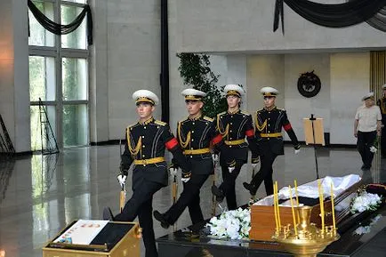 Organizarea funeraliilor militare de la Moscova - Moscova face referire la servicii funerare