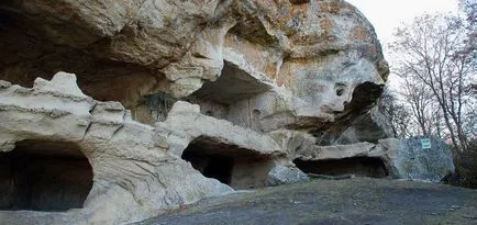 Cave City Tepe-Kerman în Bakhchisarai